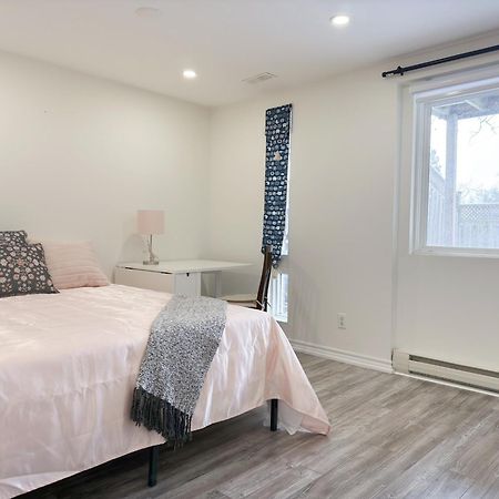 Cozy Room With Private Bath Near Don Mills Subway Toronto Dış mekan fotoğraf