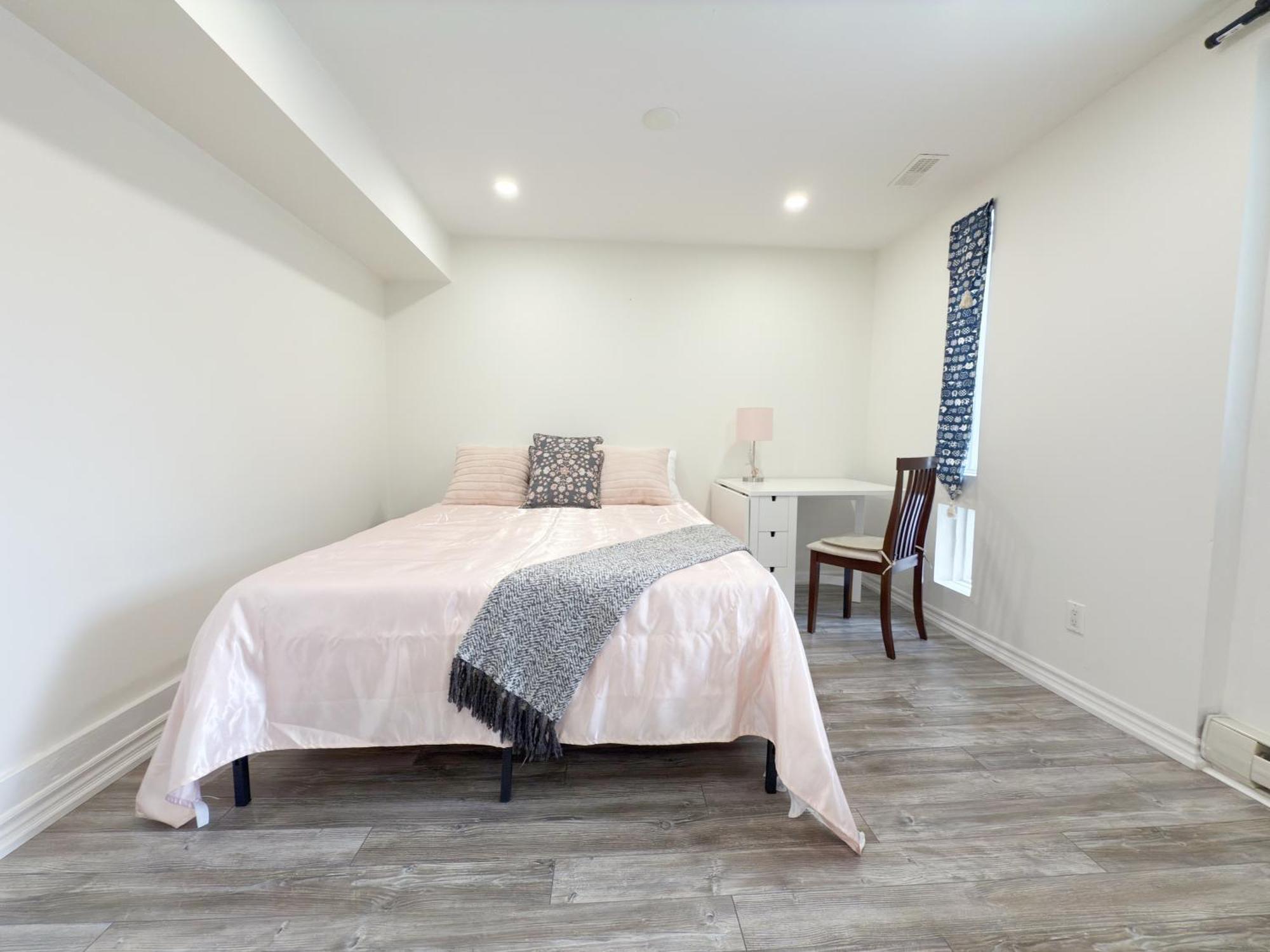 Cozy Room With Private Bath Near Don Mills Subway Toronto Dış mekan fotoğraf